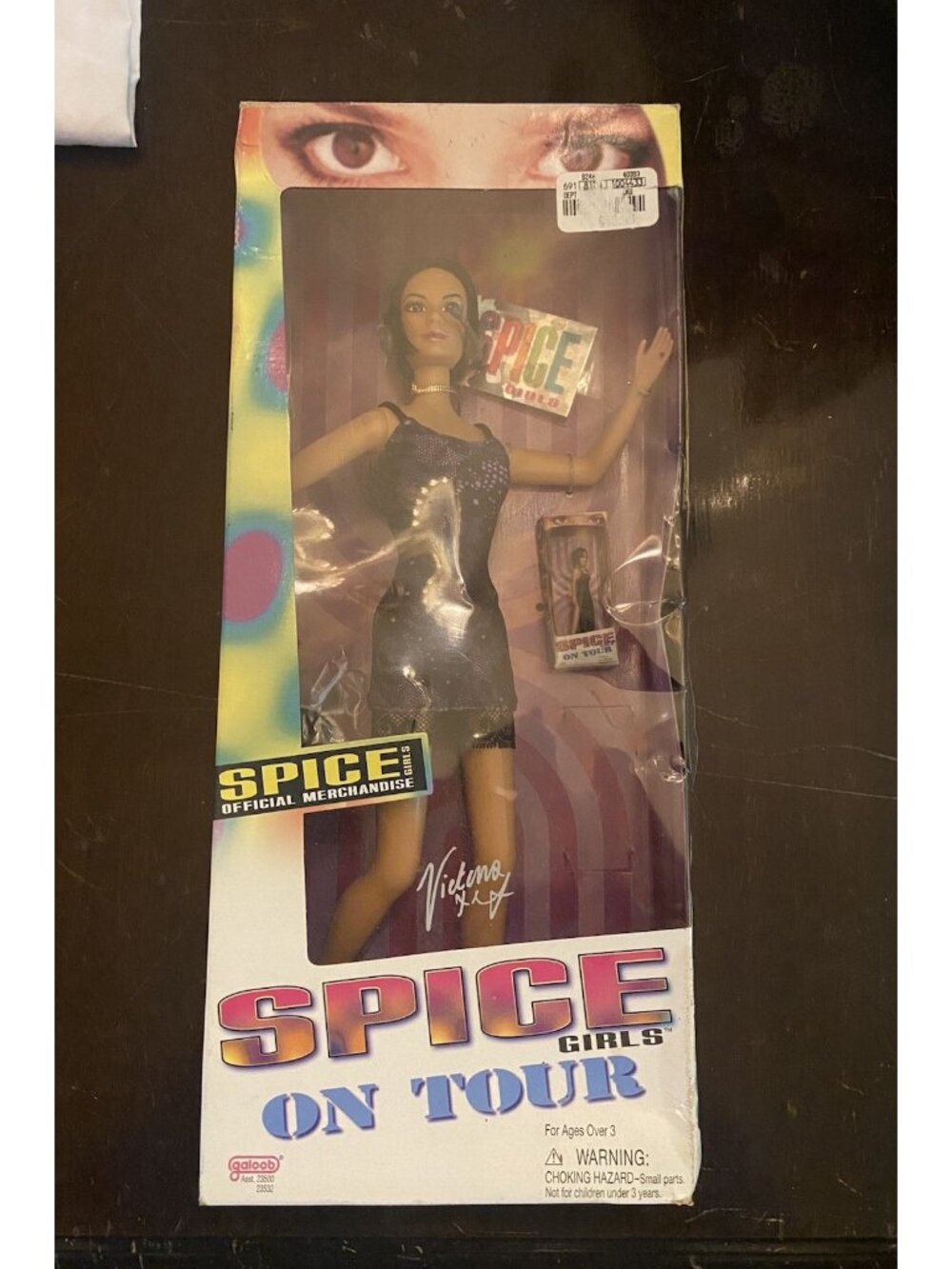 VINTAGE SPICE GIRLS Doll ON TOUR VICTORIA Beckham POSH Spice In BOX GALOOB 1998